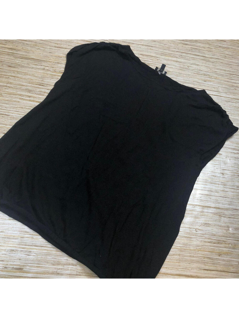 3176 Talbots lightweight sweaterknit ruched sleeve top BLACK sz M petite